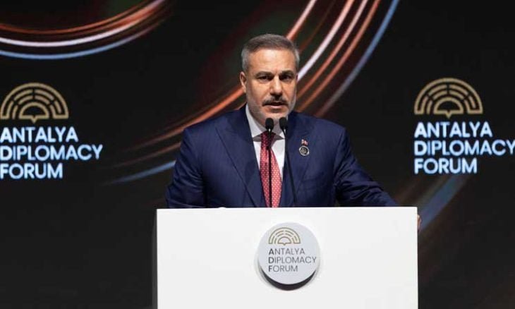 وزير الخارجية التركي: سياسة إسرائيل في إفراغ غزة من السكان لم تتغير